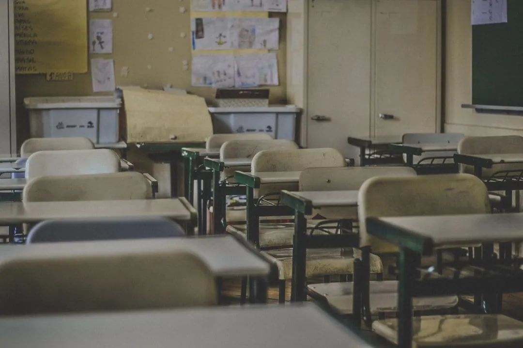 E-Learning vs. traditionelle Klassenzimmer: Vor- und Nachteile